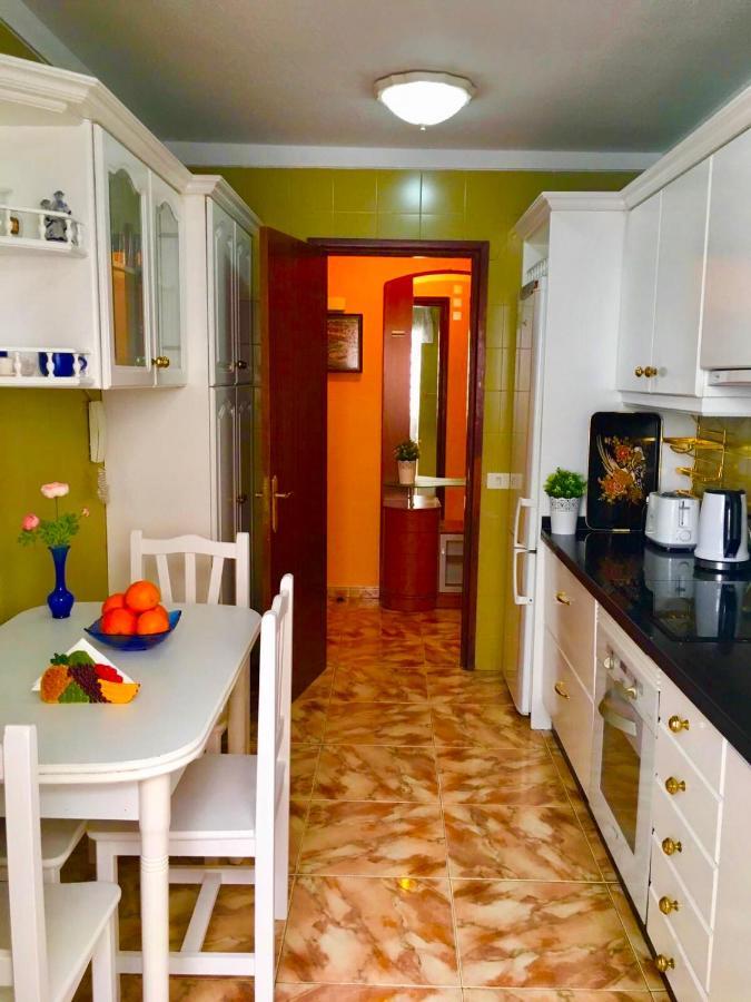 Sea-View Apartment With A Tennis Court 아데제 외부 사진